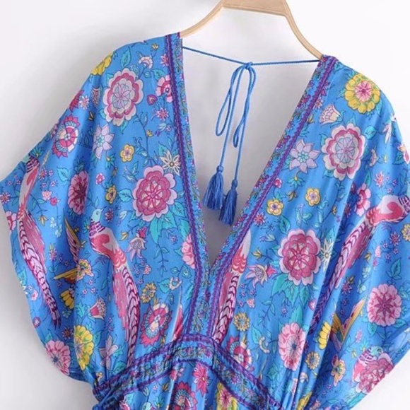 blue floral print boho v neck tassel maxi Dress - Picture 4 of 6